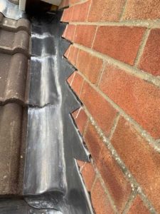 Aldridge Roofing - Lead Gully example